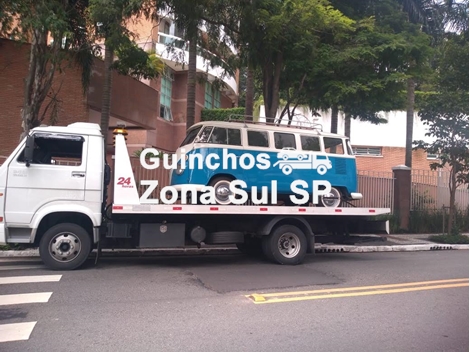 Guincho de utilitários no Aeroporto de Congonhas 