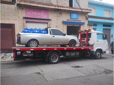 Guincho de Utilitários na Avenida Vereador José Diniz 