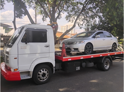 Serviço de guincho no Shopping Interlagos 